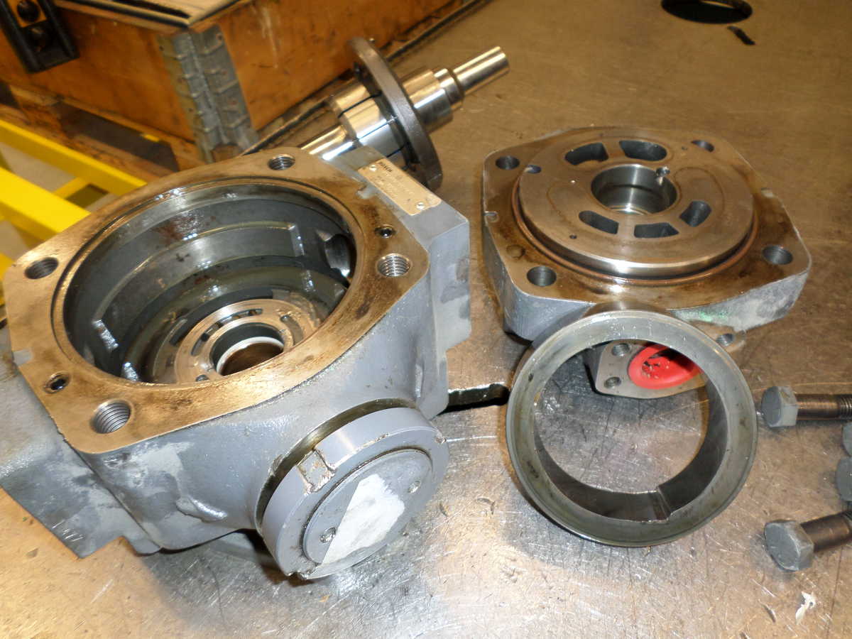 Bosch pomp PSV PSCF80 Bosh PSV PSCF 80 Hydraulische pomp revisie herstellen repair testen